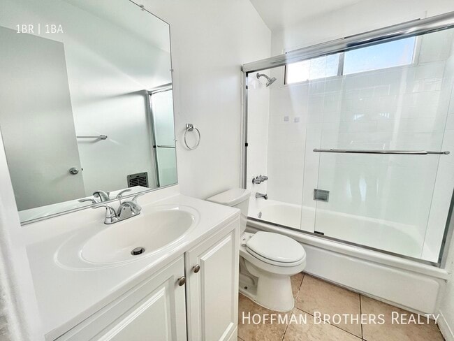 Foto del edificio - 5226 Lexington Ave