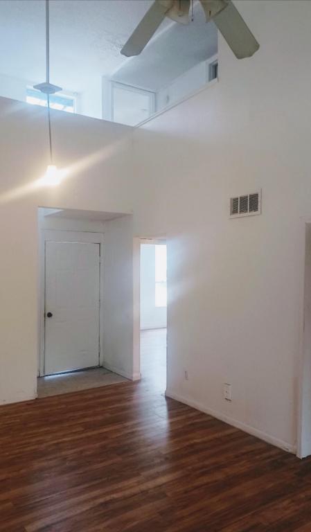 Building Photo - 2805 Macon Drive 26D