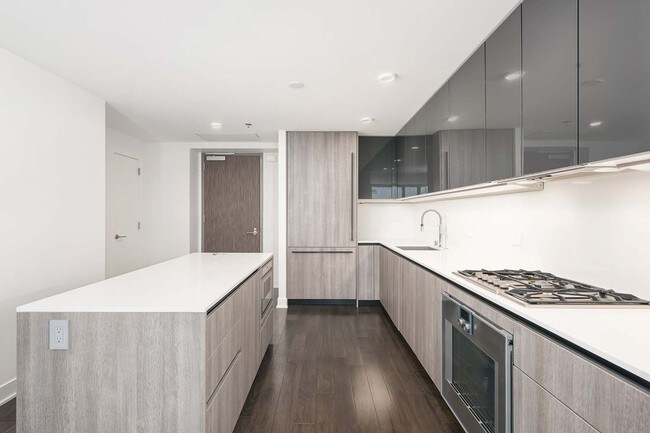 Building Photo - LUMINA Condo with Bay and Bridge Views