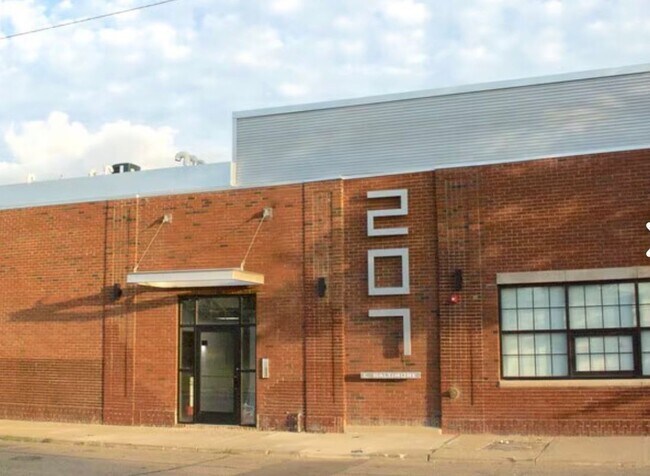 Foto del edificio - 207 E Baltimore Ave