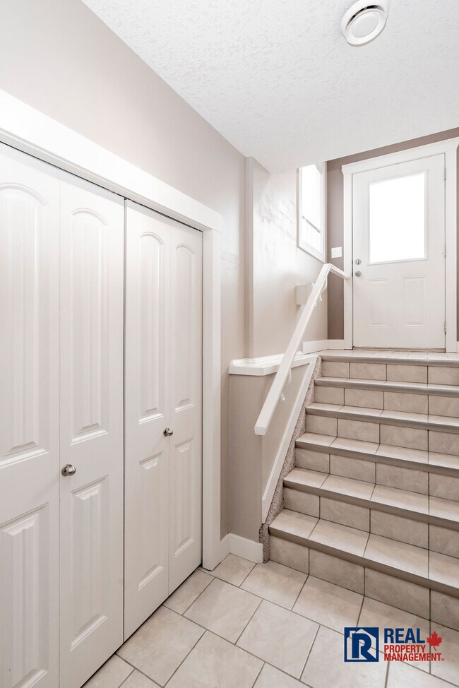 Photo du bâtiment - 7425 Westpointe Dr