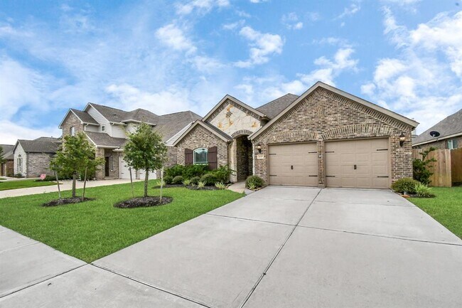 Building Photo - 24315 Huntcliff Dr