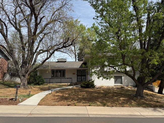 Fantastically updated home in Southmoor Park - Fantastically updated home in Southmoor Park