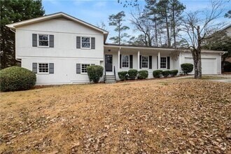Building Photo - 1655 Murdock Rd