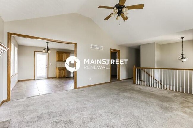 Foto del edificio - 3 Bedroom Pet-Friendly Home in Kansas City...