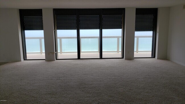 Foto del edificio - 3000 N Atlantic Ave