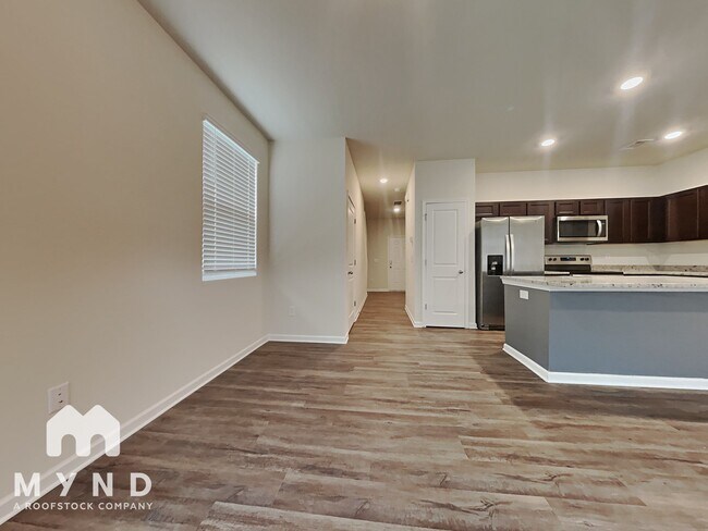 Foto del edificio - 6472 Mountain Home Way