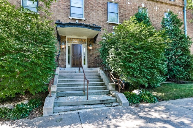 Building Photo - The Clubhouse