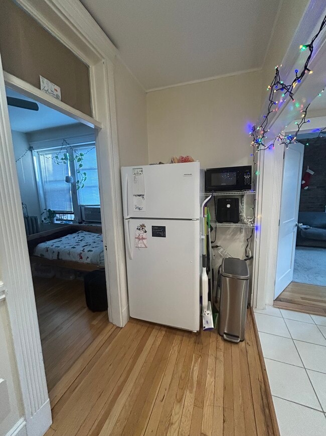 Building Photo - 51 Hemenway St