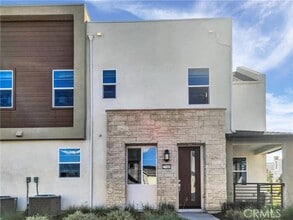 Building Photo - 27105 Trail View Ln.