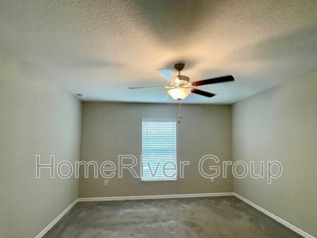Foto del edificio - 10379 Alder Green Dr