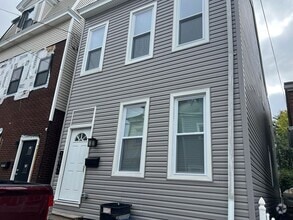 Building Photo - 3822 Howley St