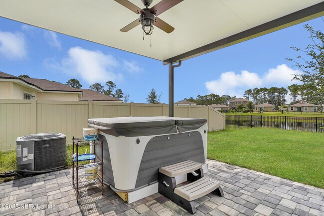 Building Photo - 150 Logrono Ct