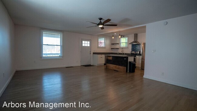Building Photo - 3 br, 2 bath House - 850 7th Avenue