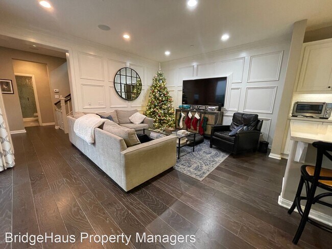 Building Photo - 4 br, 3 bath House - 21486 Harmony Village...