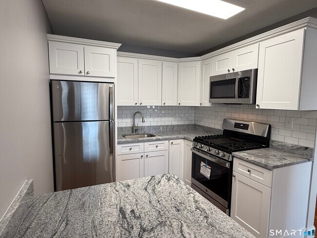 Foto del edificio - 1168 Main St