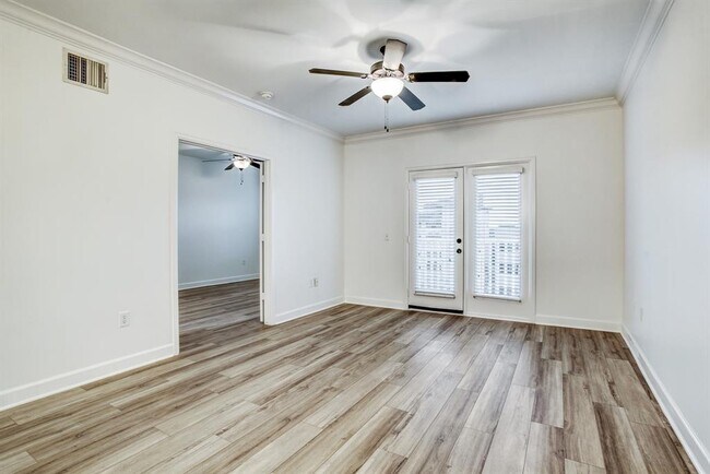 Building Photo - 2203 Dorrington St