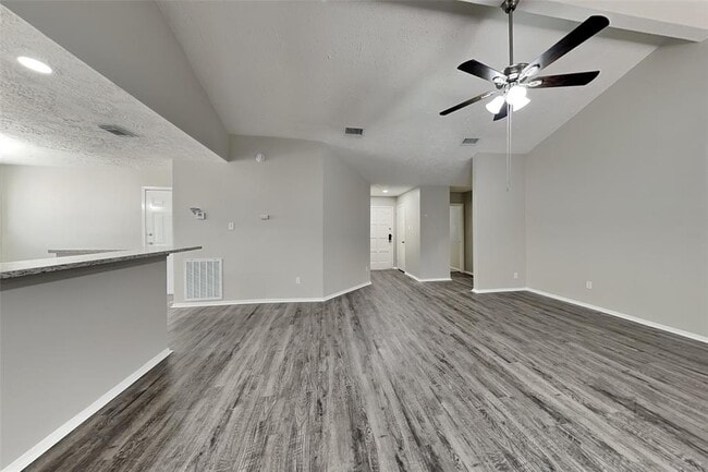 Building Photo - 7426 Boysenberry Ln