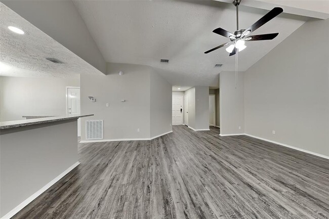Foto del edificio - 7426 Boysenberry Ln