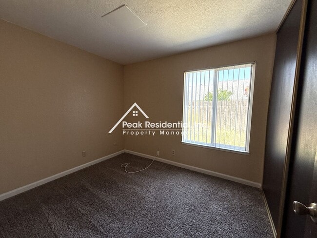 Building Photo - 8907 Rancho Grande Ct