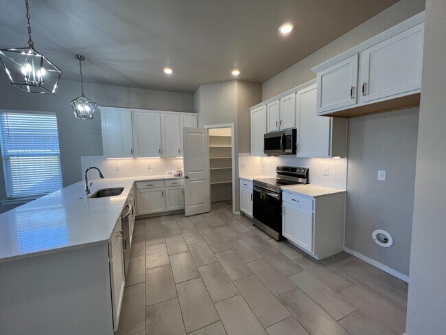 Building Photo - 3128 Urbana Pl