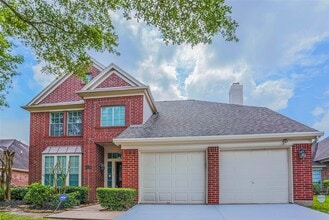 Building Photo - 3418 Shadowfern Dr
