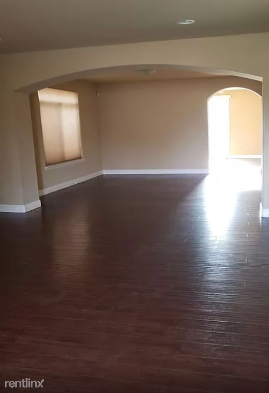 Building Photo - 4 br, 2.5 bath House - 3321 Arya Way