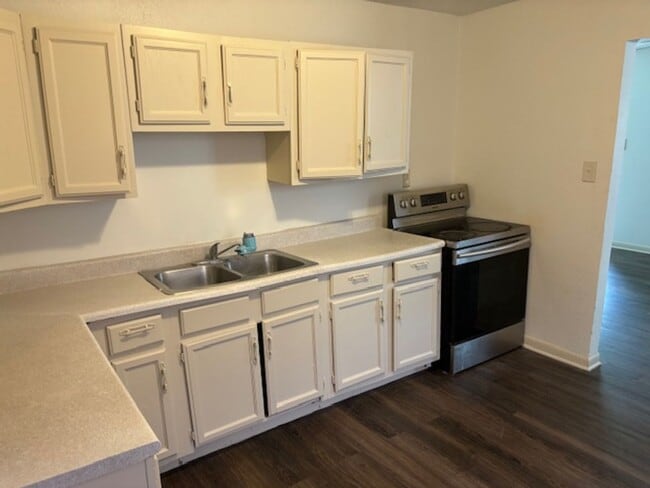 Foto del edificio - 213 NE 31st St