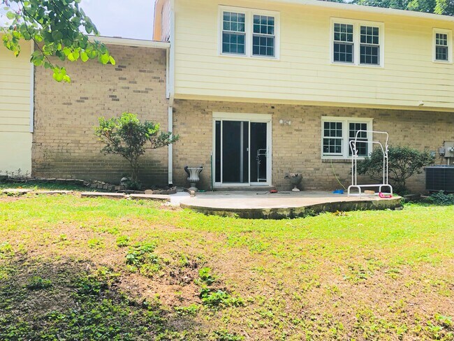 Building Photo - 5312 Kaywood Ct
