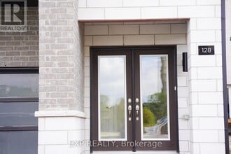 Building Photo - 128 Danielle Moore Cir