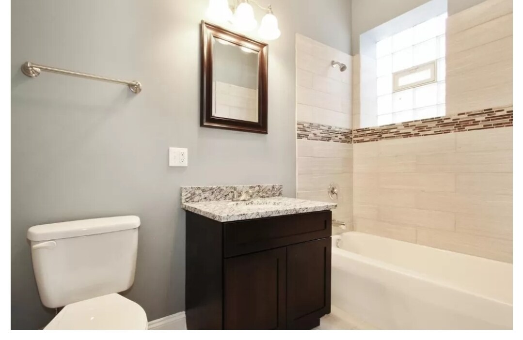 Foto del edificio - 6940 S King Dr