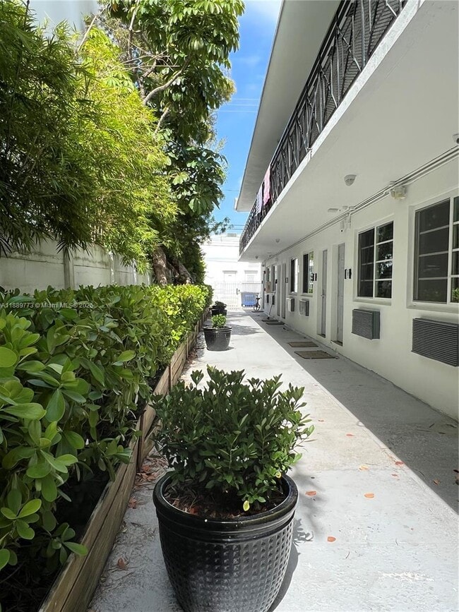 Foto del edificio - 1524 Lenox Ave.