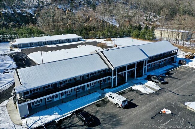 Foto del edificio - 1030 Federal Rd