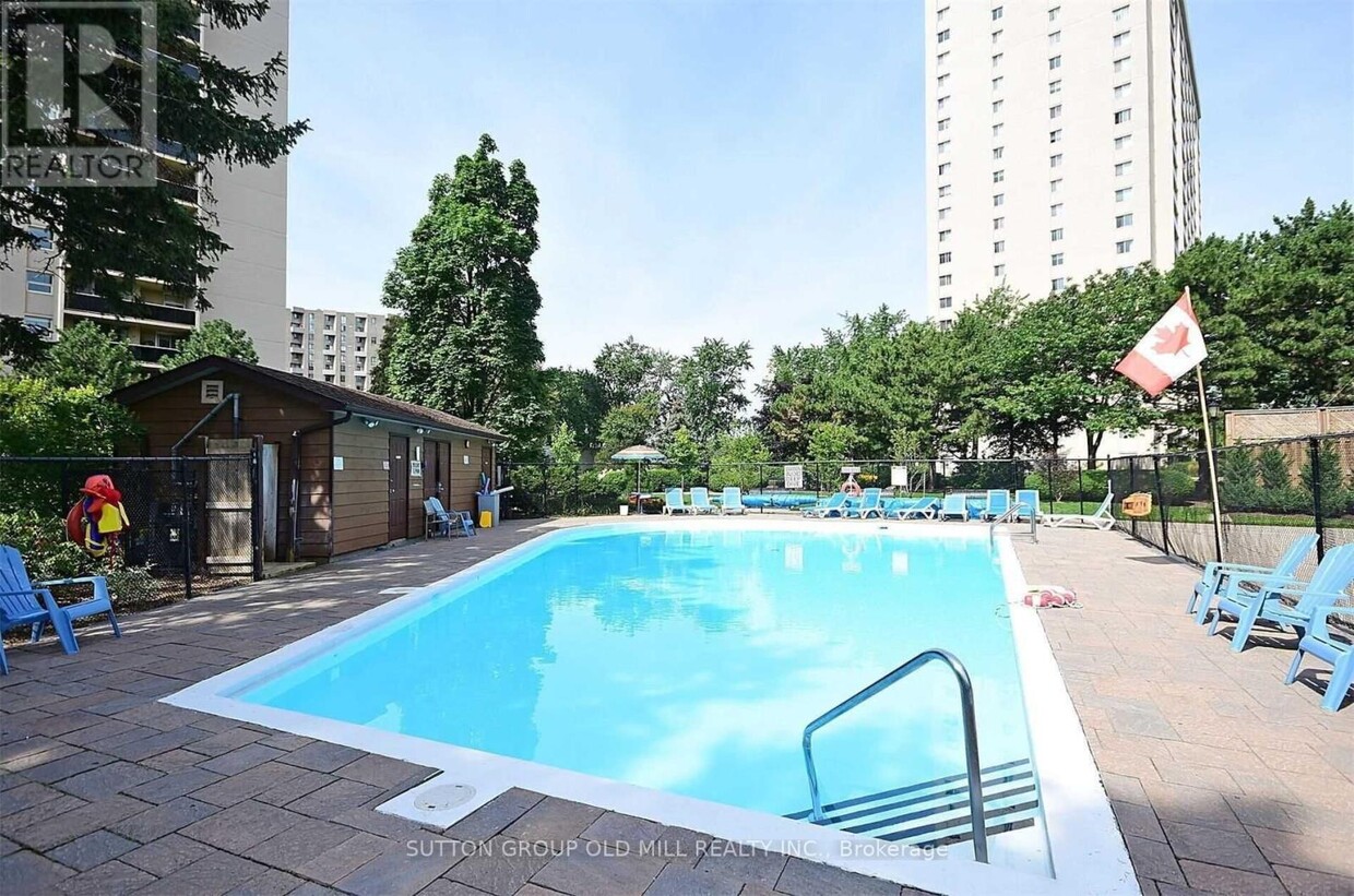 Photo du bâtiment - 820 Burnhamthorpe Rd