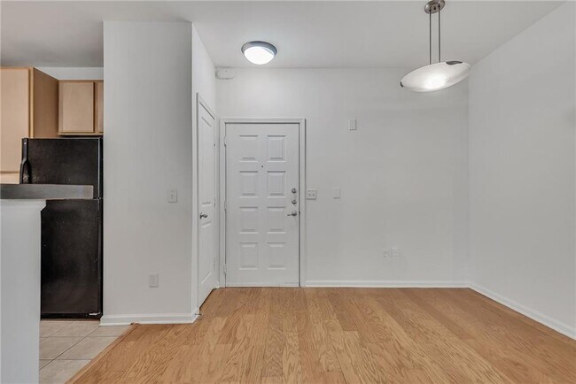 Foto del edificio - 821 Ralph McGill Blvd NE