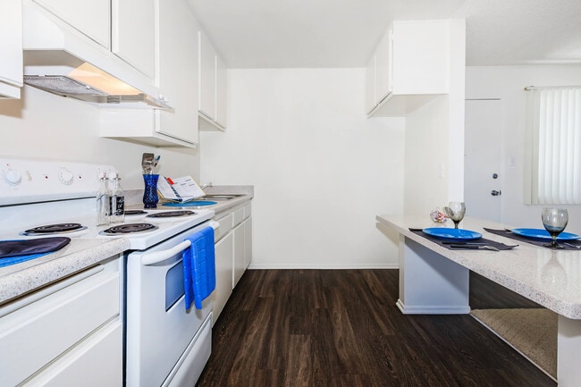 Building Photo - Pacific View Apartment Homes