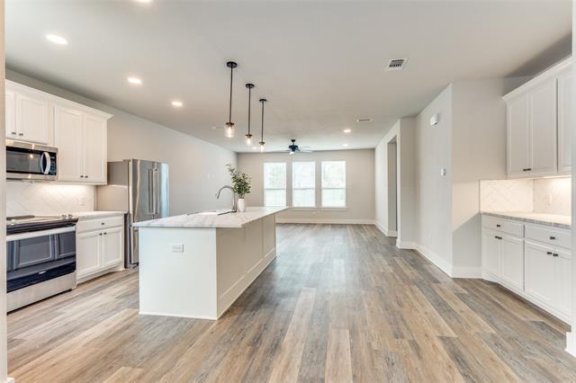 Foto del edificio - 9517 Thorncrown Ln