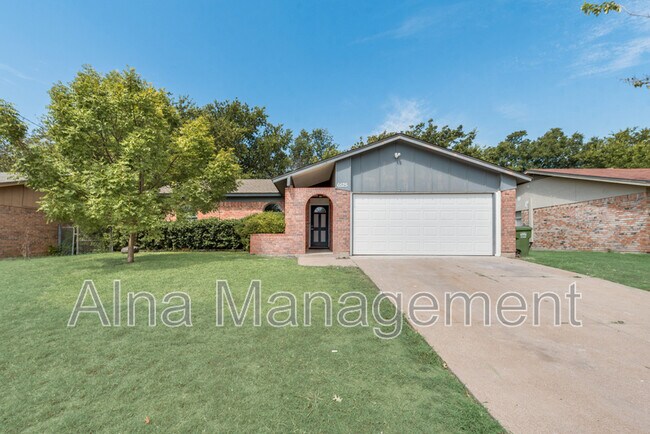 Building Photo - 6525 Memory Ln