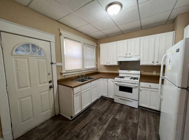 Foto del edificio - 2214-2216 7th Ave