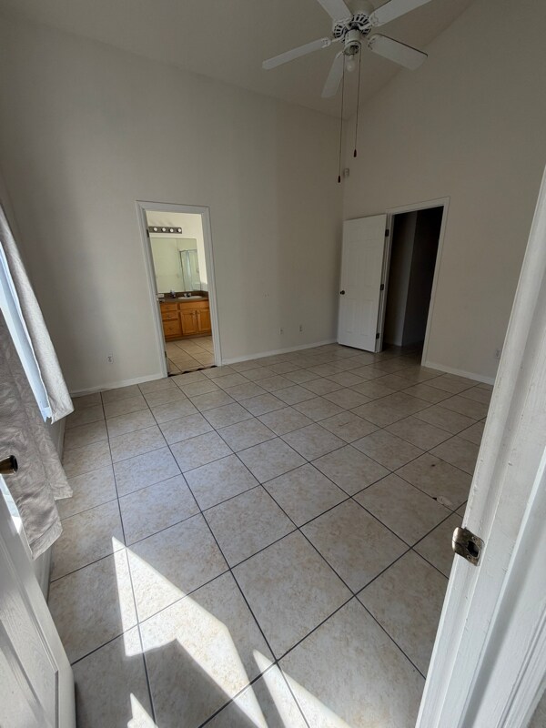 Building Photo - 5559 Pats Point