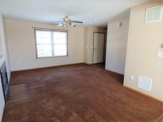 Building Photo - Village at Shannon Green Home