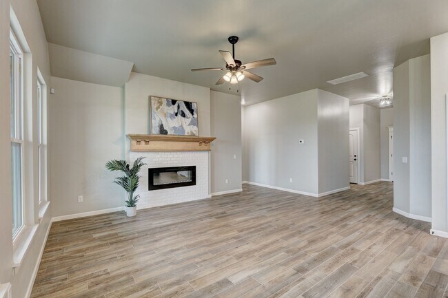 Foto del edificio - For Lease! Brand New in Washington, Oklaho...