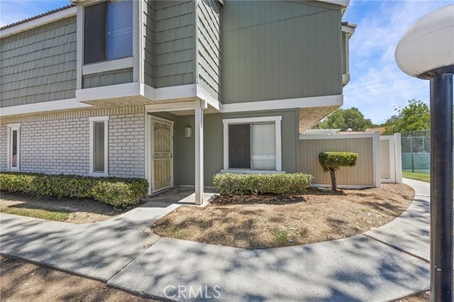 Building Photo - 760 Golden Springs Dr