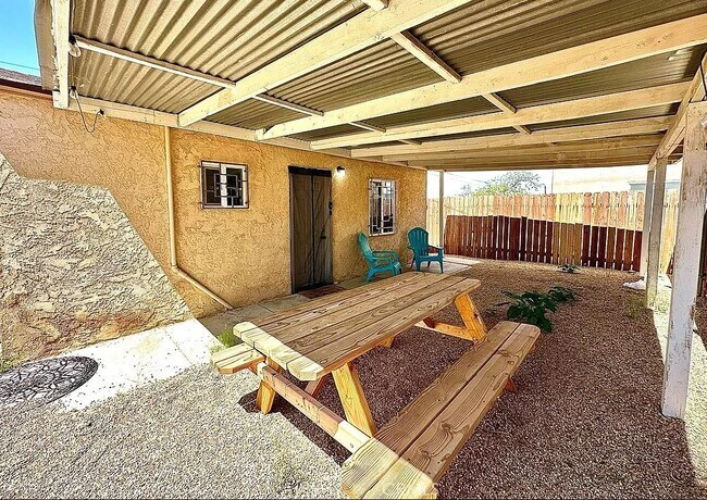 Building Photo - 61750 Desert Air Rd