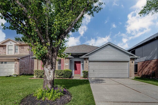 Foto del edificio - 18114 Noble Forest Dr