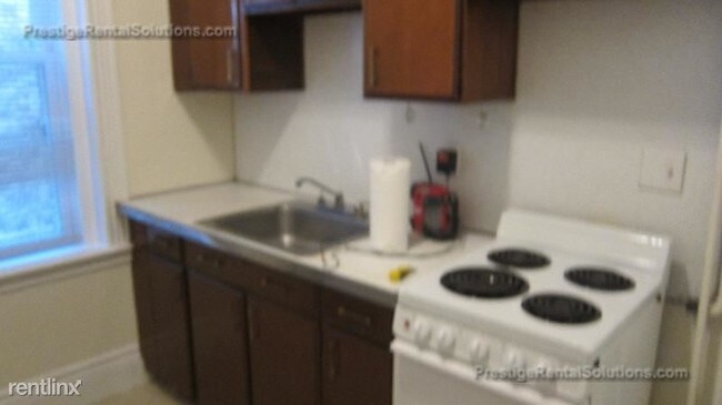 Foto del edificio - 160 N Beacon St