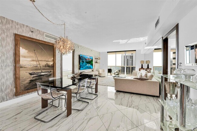 Building Photo - 1830 S Ocean Dr