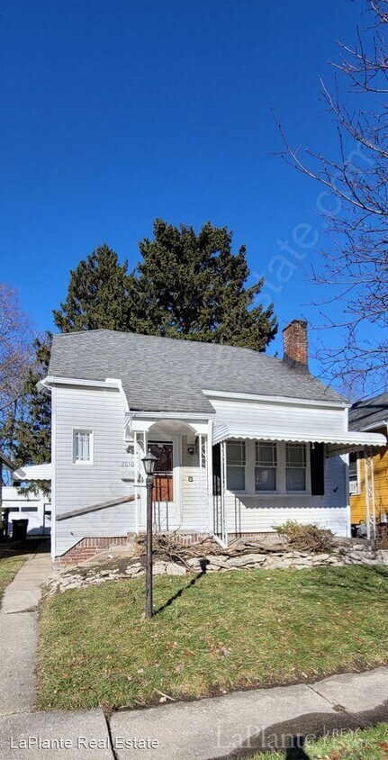 Primary Photo - 2 br, 1 bath House - 2050 Berkshire Place ...