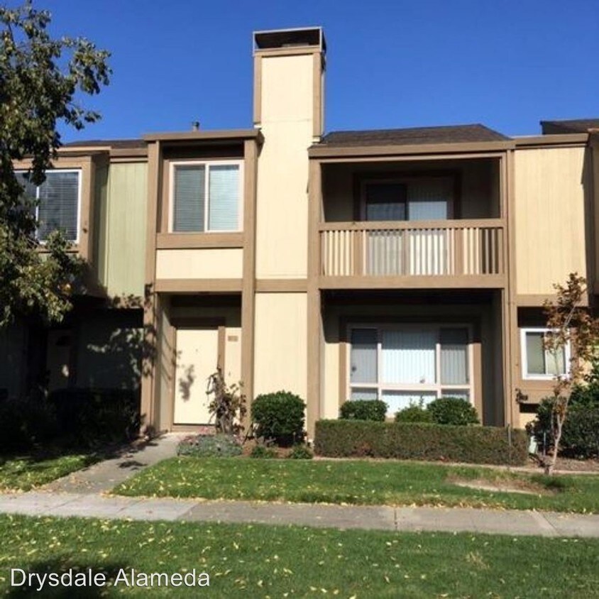 Foto principal - 3 br, 2.5 bath House - 3208 Fiji Lane
