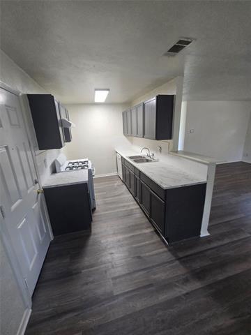 Foto del edificio - 810 Lexington Dr